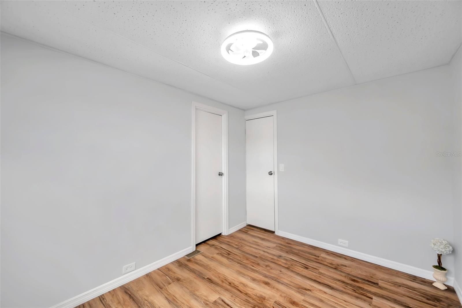 BUENA VISTA MANOR - Residential