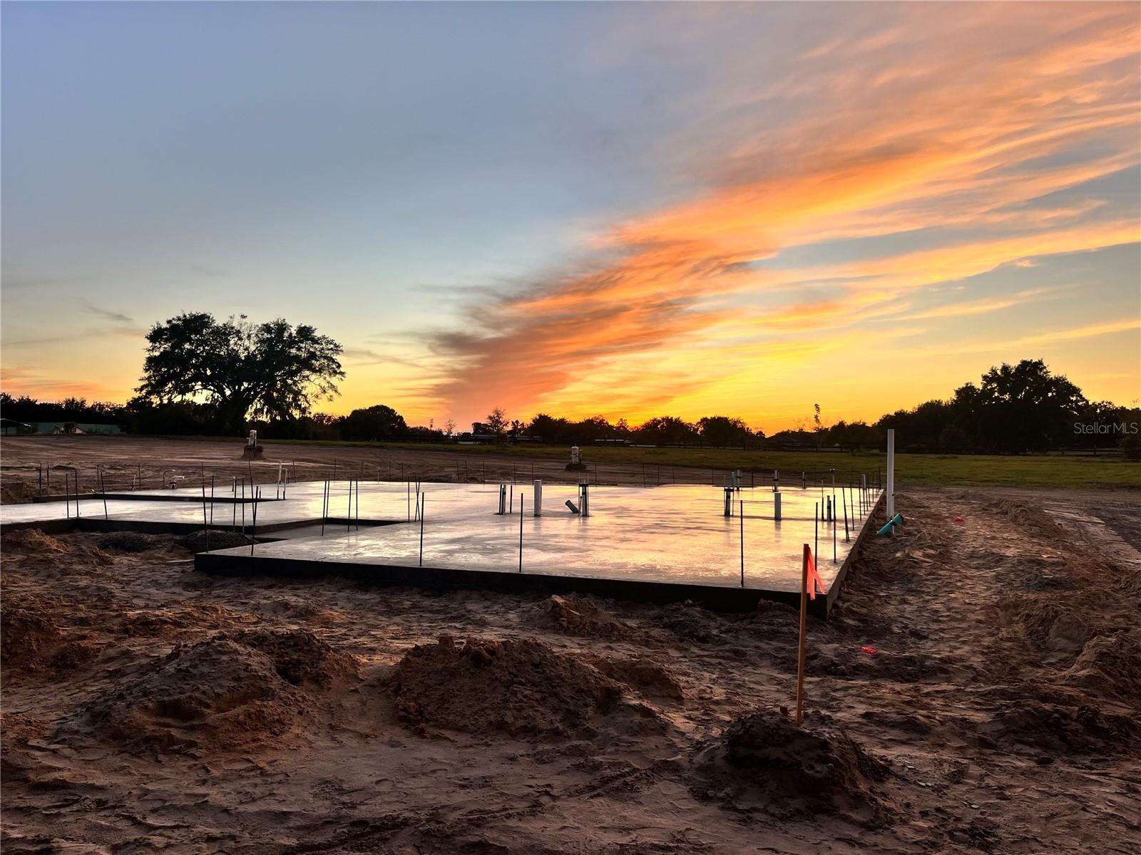 SILVER SPRINGS ACRES - Residential