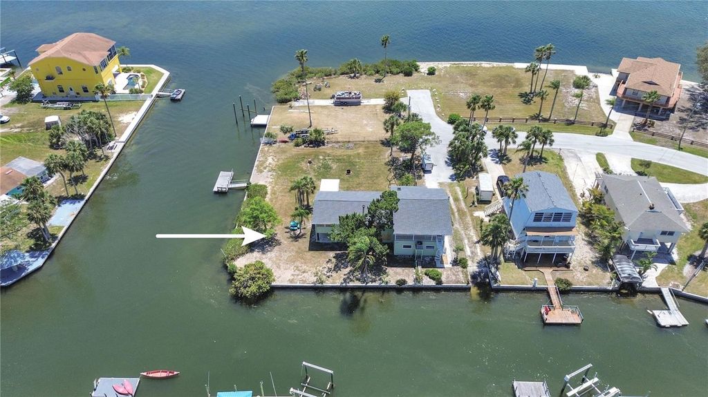Photo of 6400 Driftwood Drive, Hudson, FL 34667 (MLS # TB8429263)