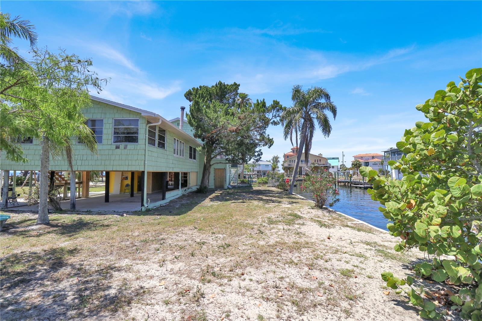 6400 DRIFTWOOD DRIVE