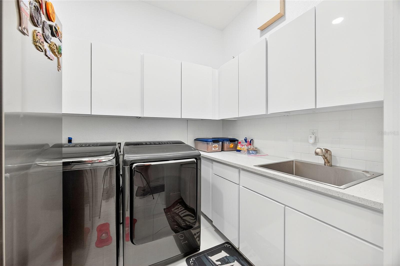 EAGLE CRK PH 1C-2-VLG F - Residential Lease