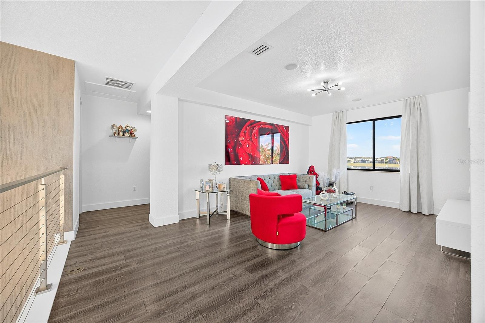 EAGLE CRK PH 1C-2-VLG F - Residential Lease