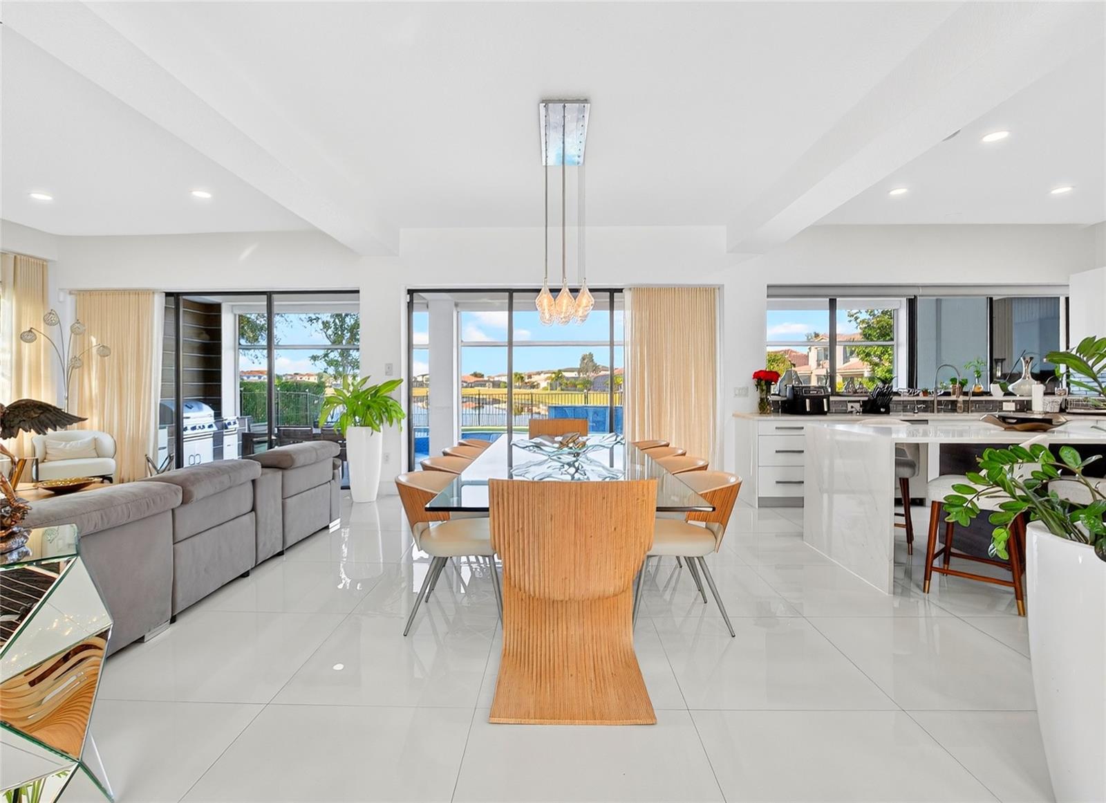 EAGLE CRK PH 1C-2-VLG F - Residential Lease