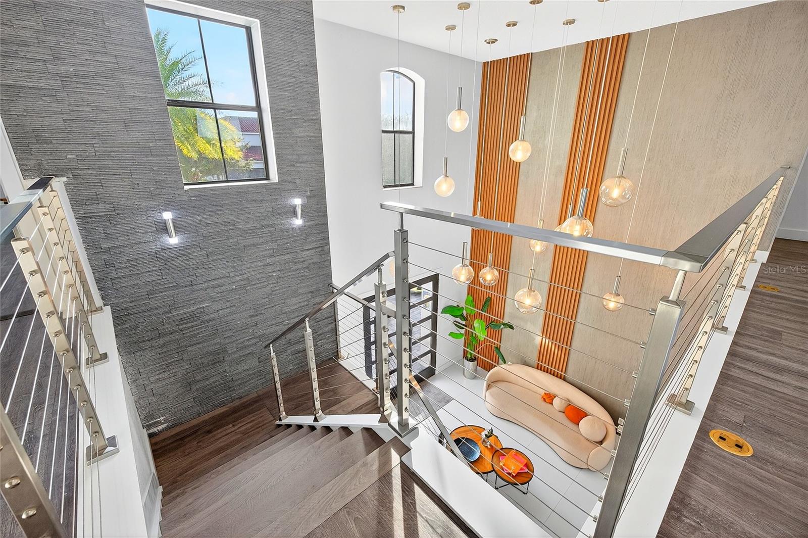 EAGLE CRK PH 1C-2-VLG F - Residential Lease