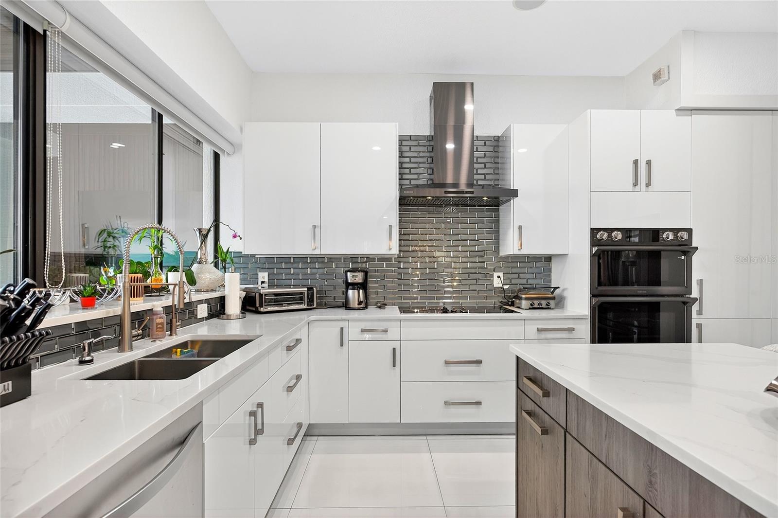 EAGLE CRK PH 1C-2-VLG F - Residential Lease