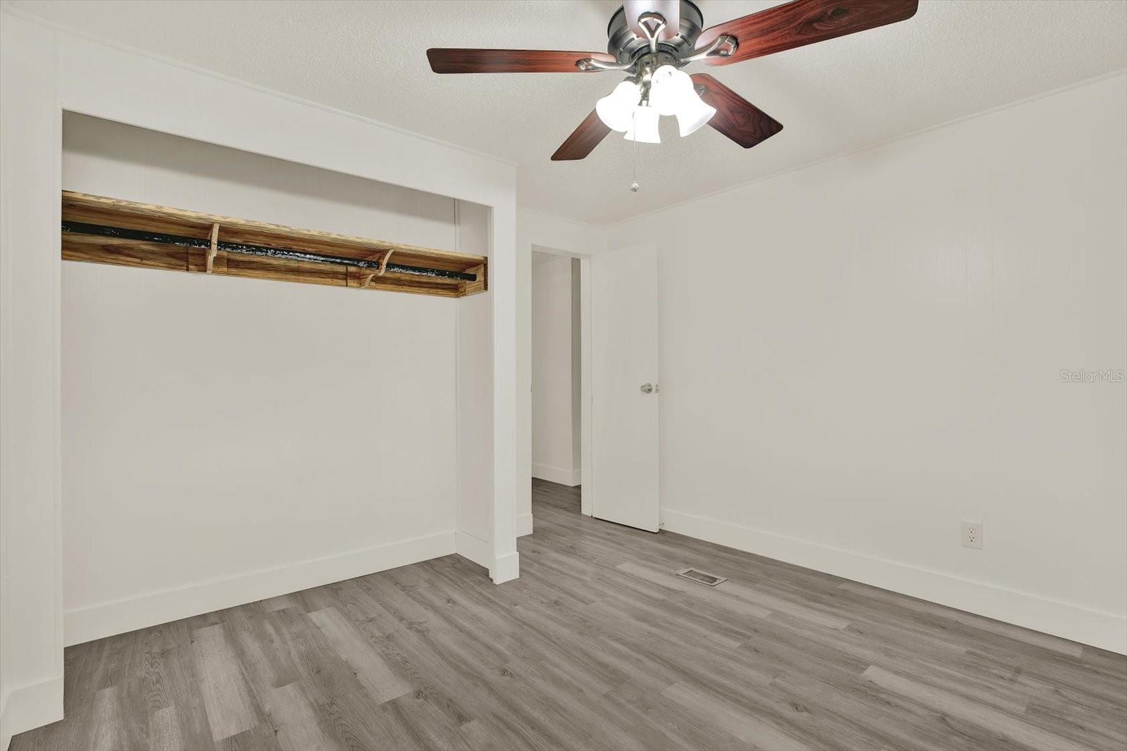 MOON LAKE ESTATES - Residential