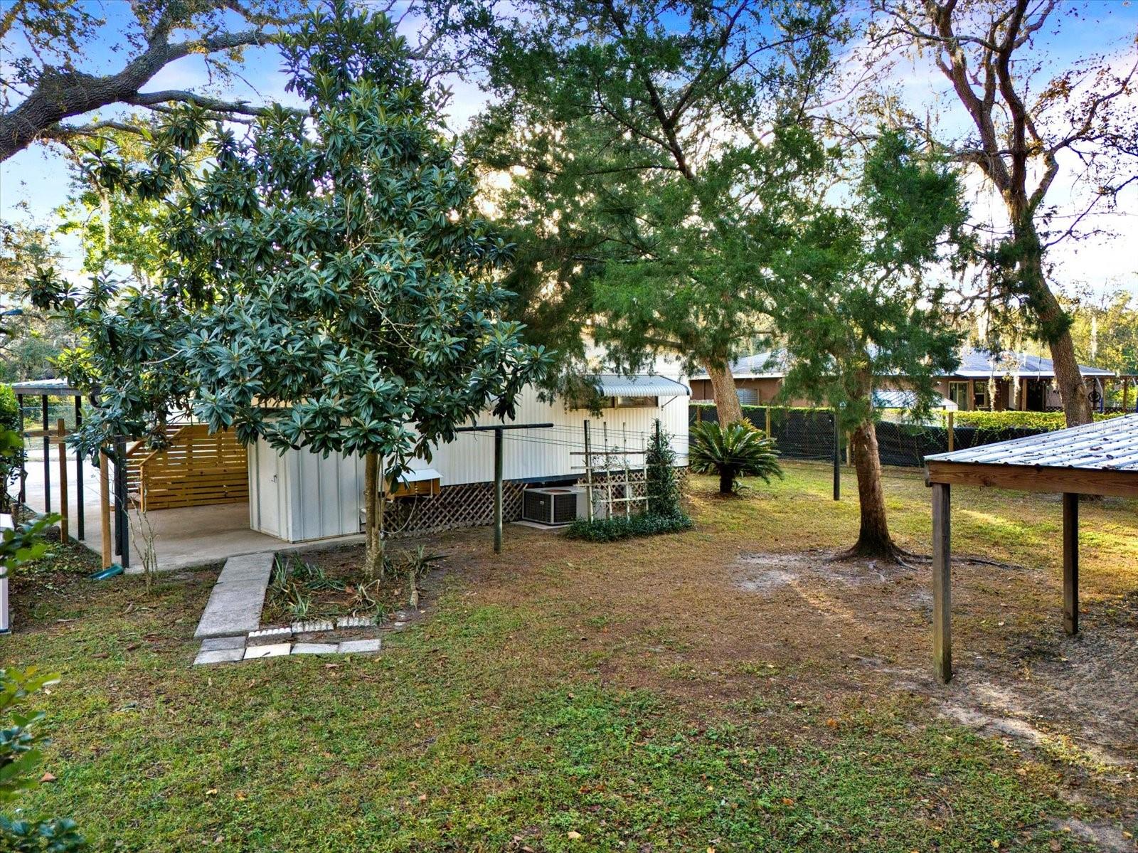 MOON LAKE ESTATES - Residential