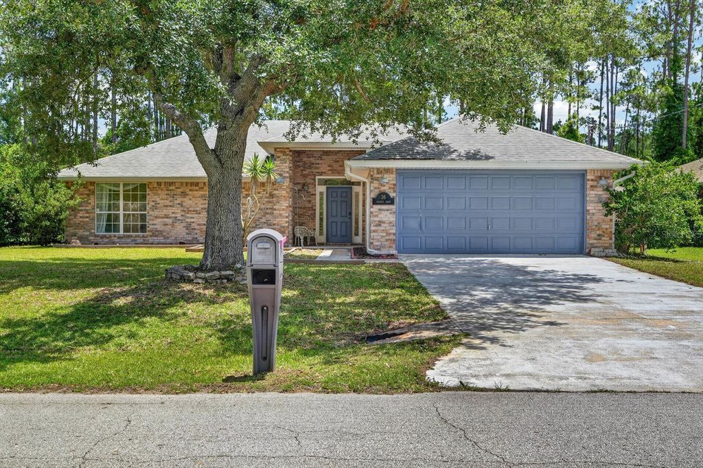 Photo of 16 Regency Drive, Palm Coast, FL 32164 (MLS # FC318707)