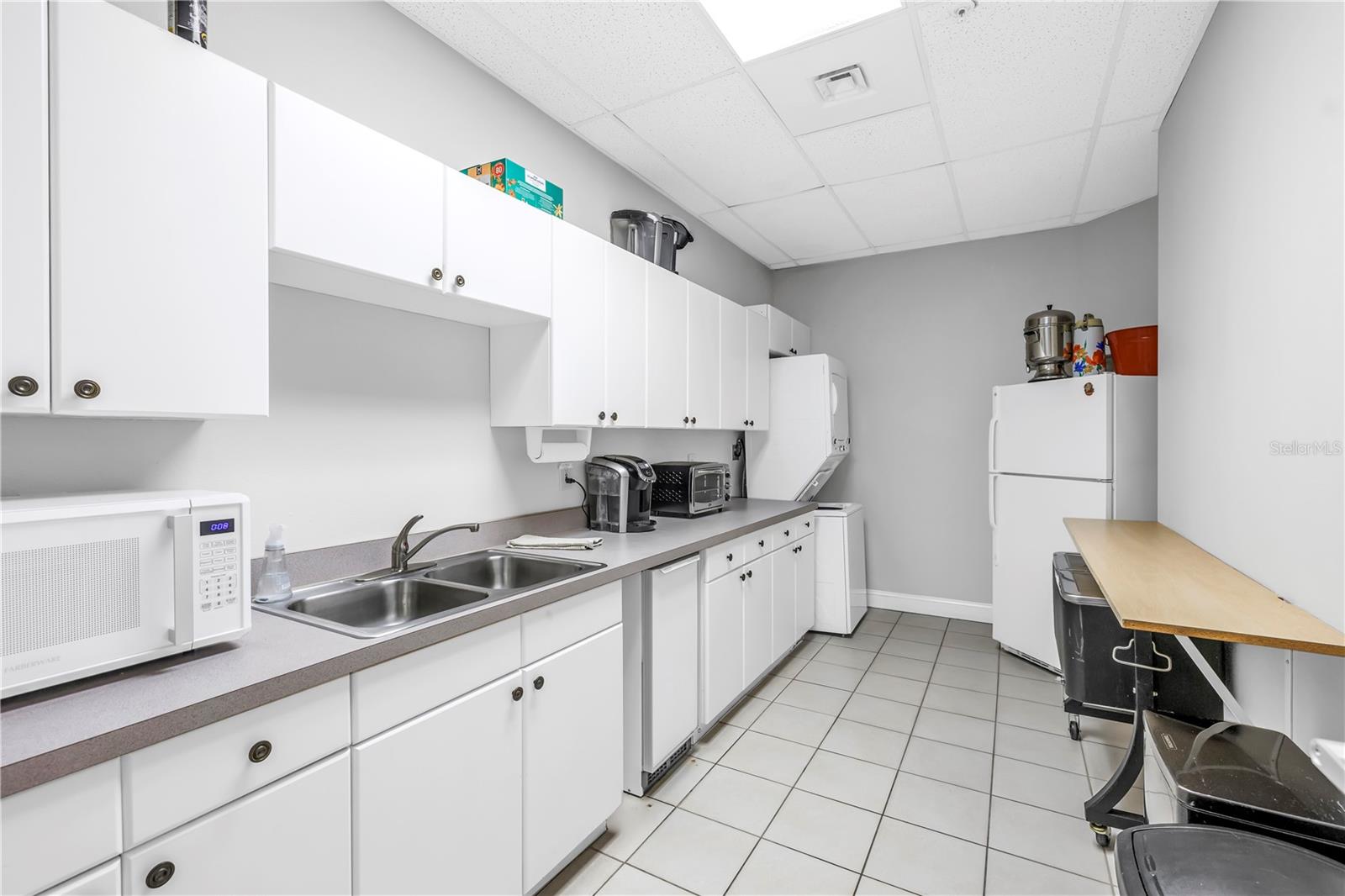 CLOISTER OF BEACH DRIVE CONDO - Residential