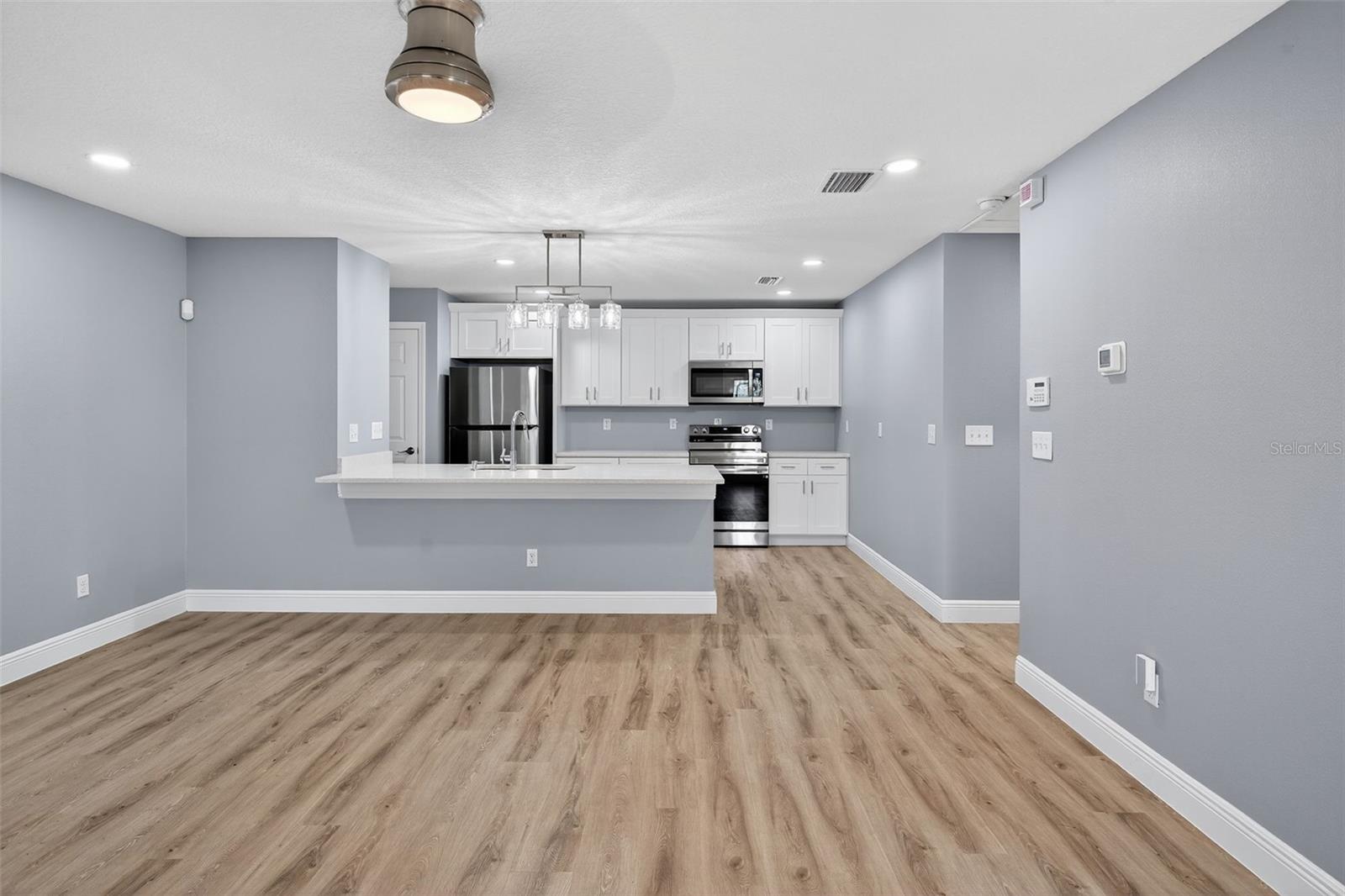 MCINTOSH COUNTRY ACRES - Residential Lease