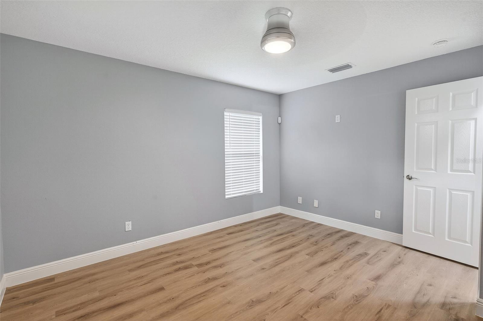 MCINTOSH COUNTRY ACRES - Residential Lease