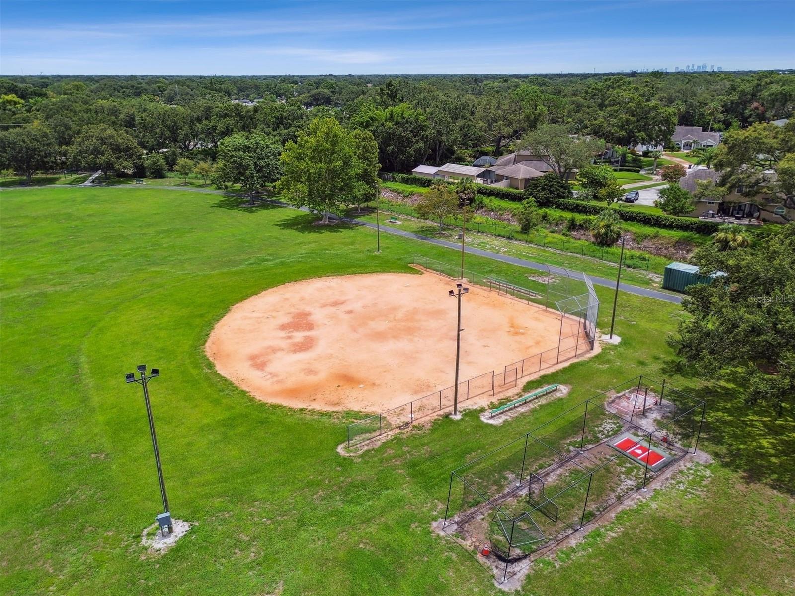 CARROLLWOOD SUB UN 27 - Residential