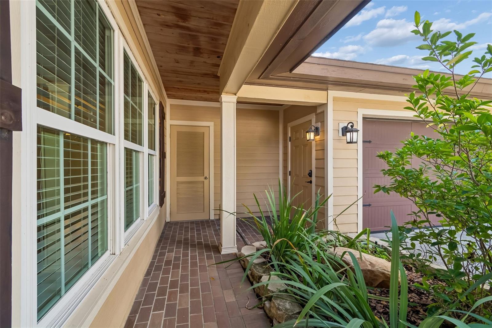 CARROLLWOOD SUB UN 27 - Residential