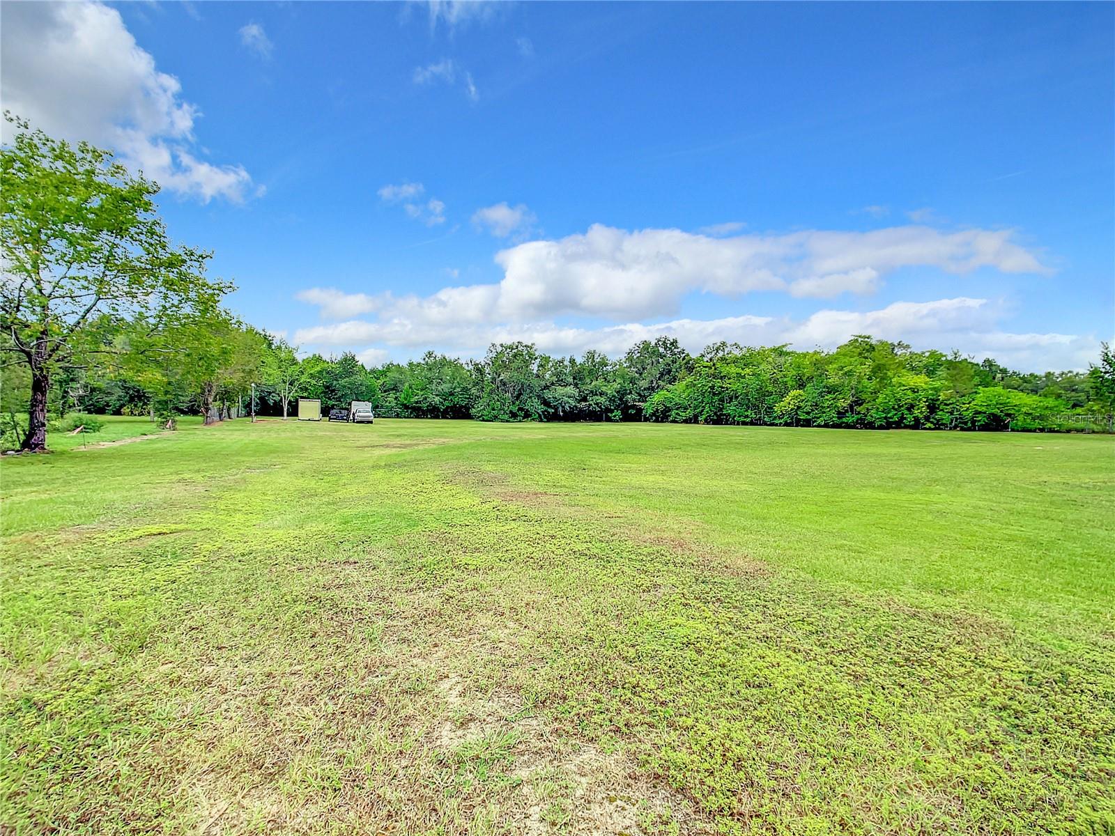 FLORIAN INDUST PARK - Commercial Sale