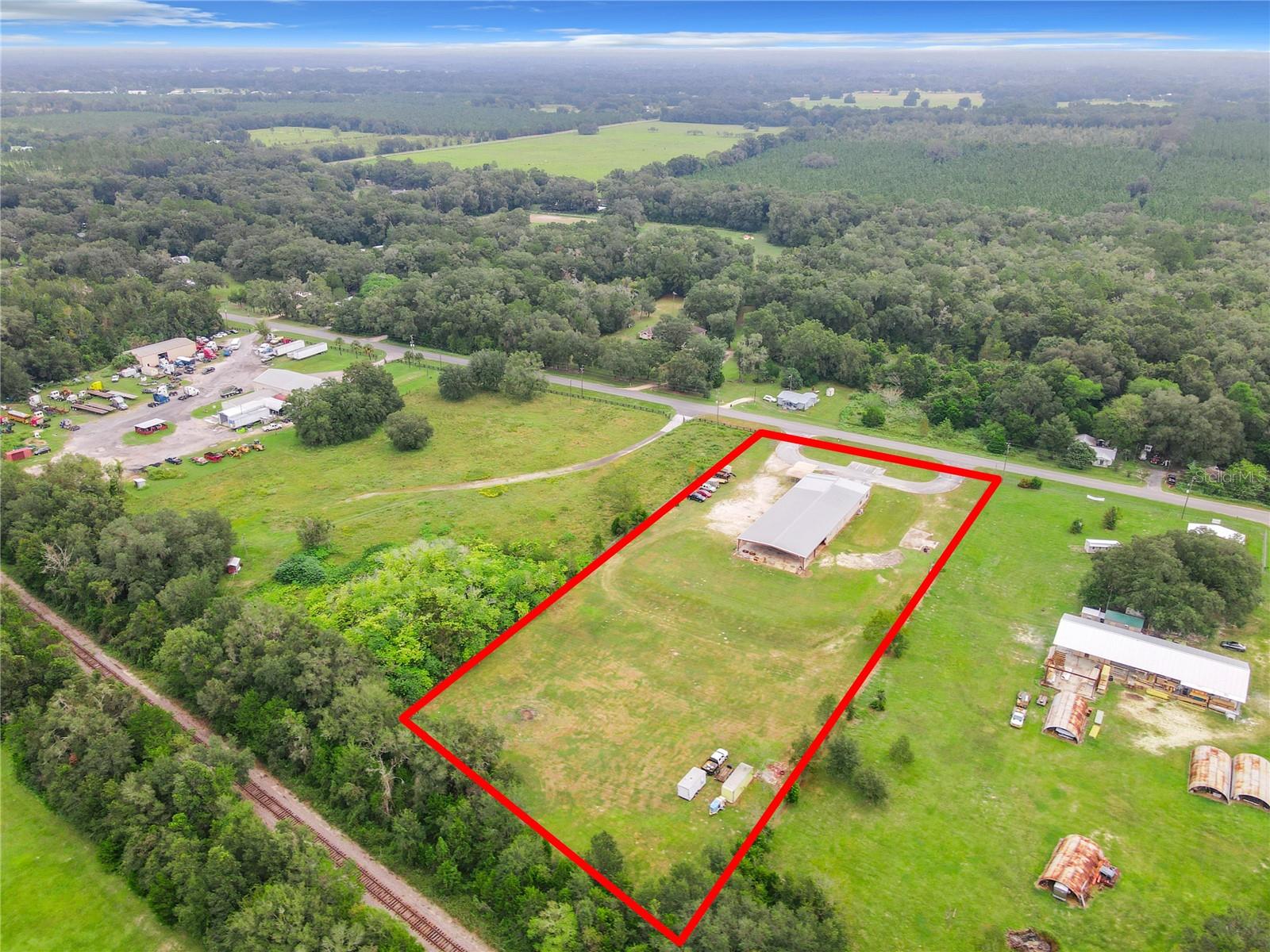 FLORIAN INDUST PARK - Commercial Sale