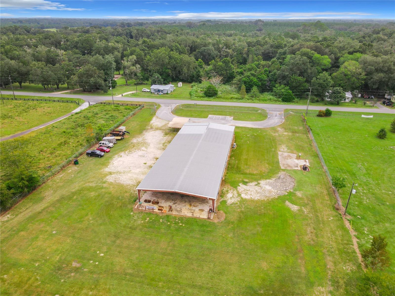 FLORIAN INDUST PARK - Commercial Sale