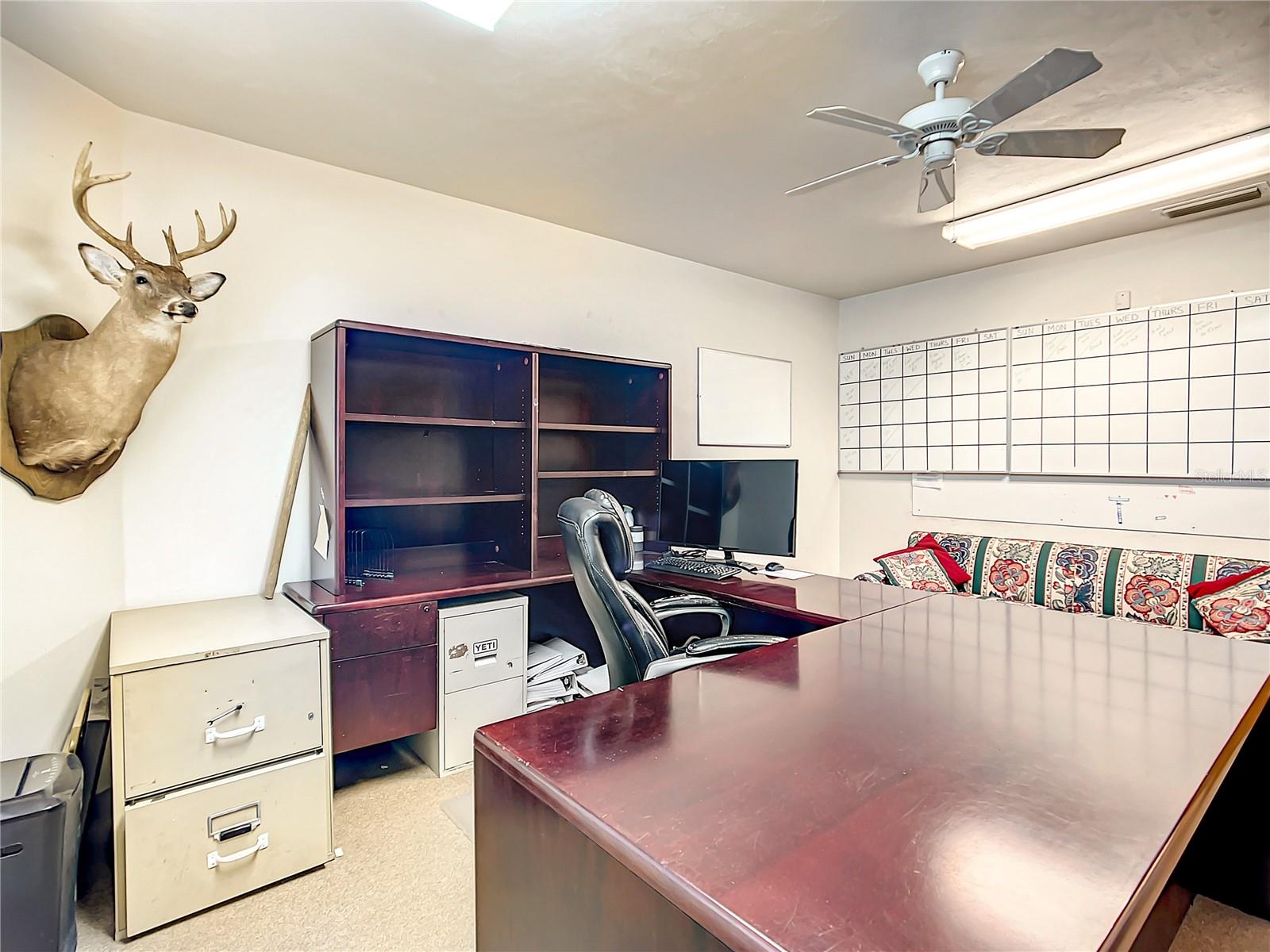 FLORIAN INDUST PARK - Commercial Sale