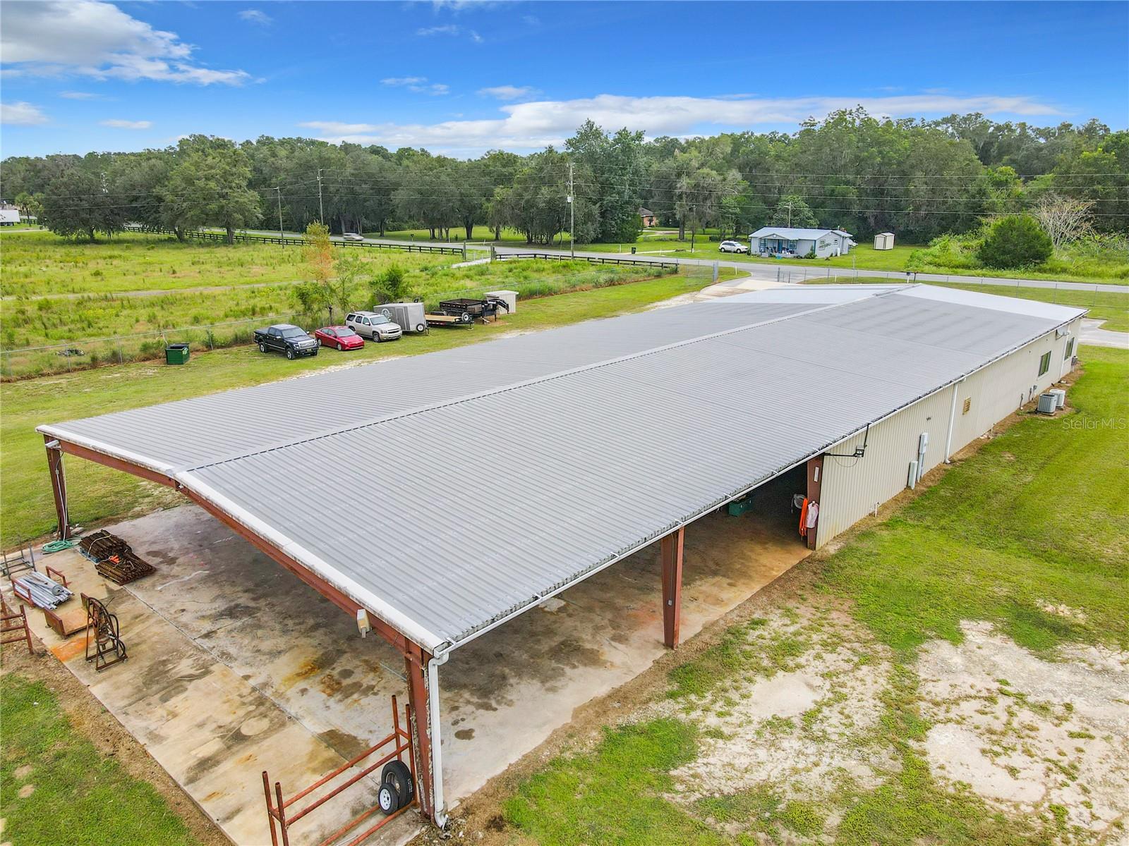 FLORIAN INDUST PARK - Commercial Sale