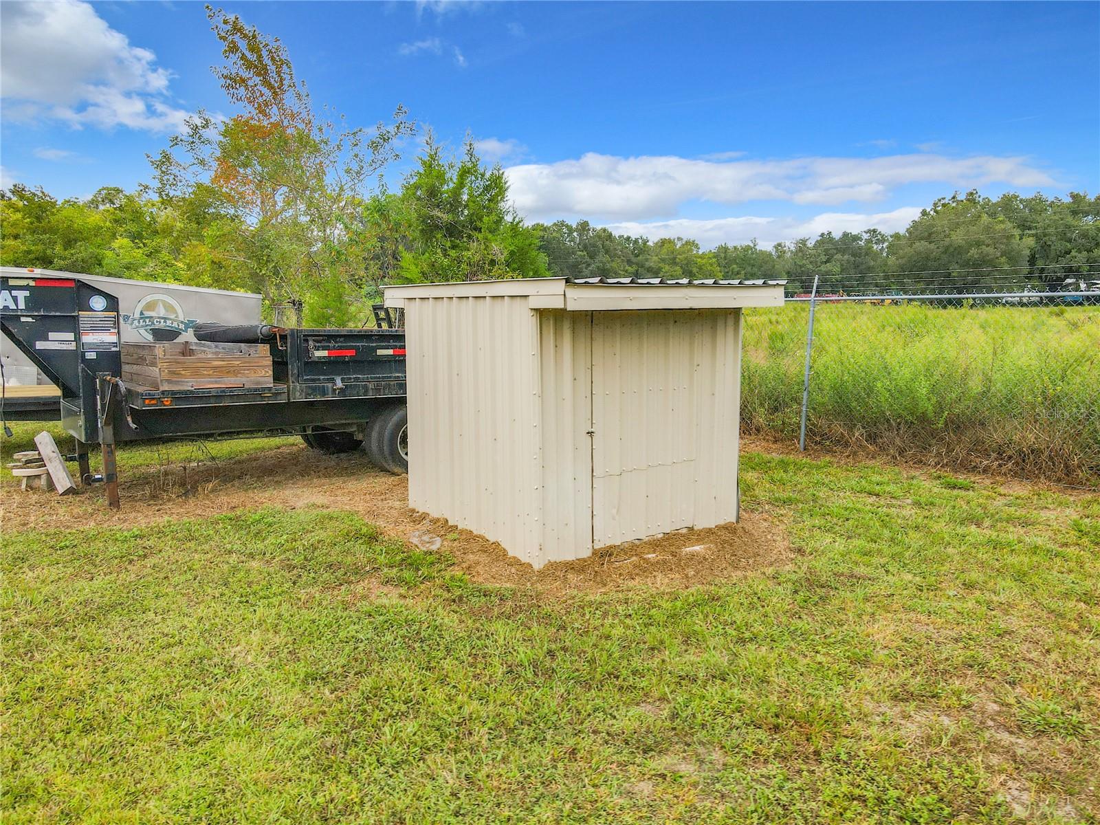 FLORIAN INDUST PARK - Commercial Sale