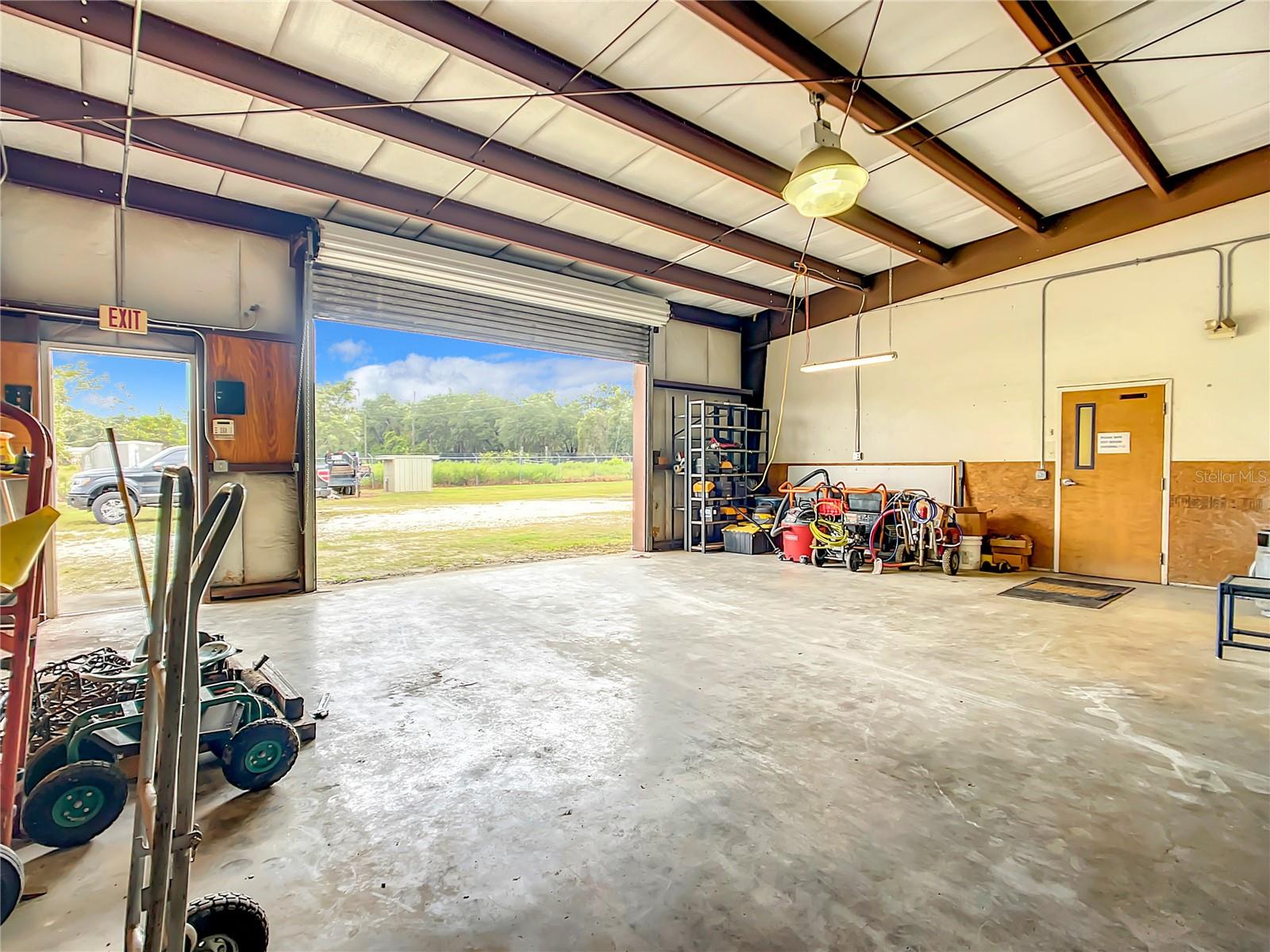 FLORIAN INDUST PARK - Commercial Sale