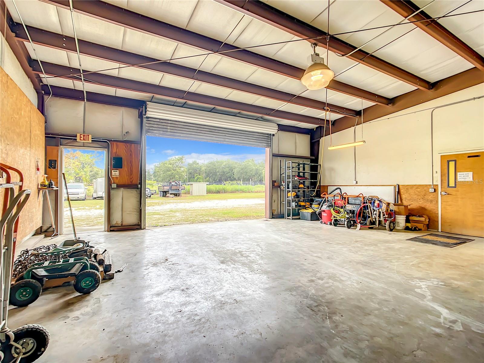 FLORIAN INDUST PARK - Commercial Sale