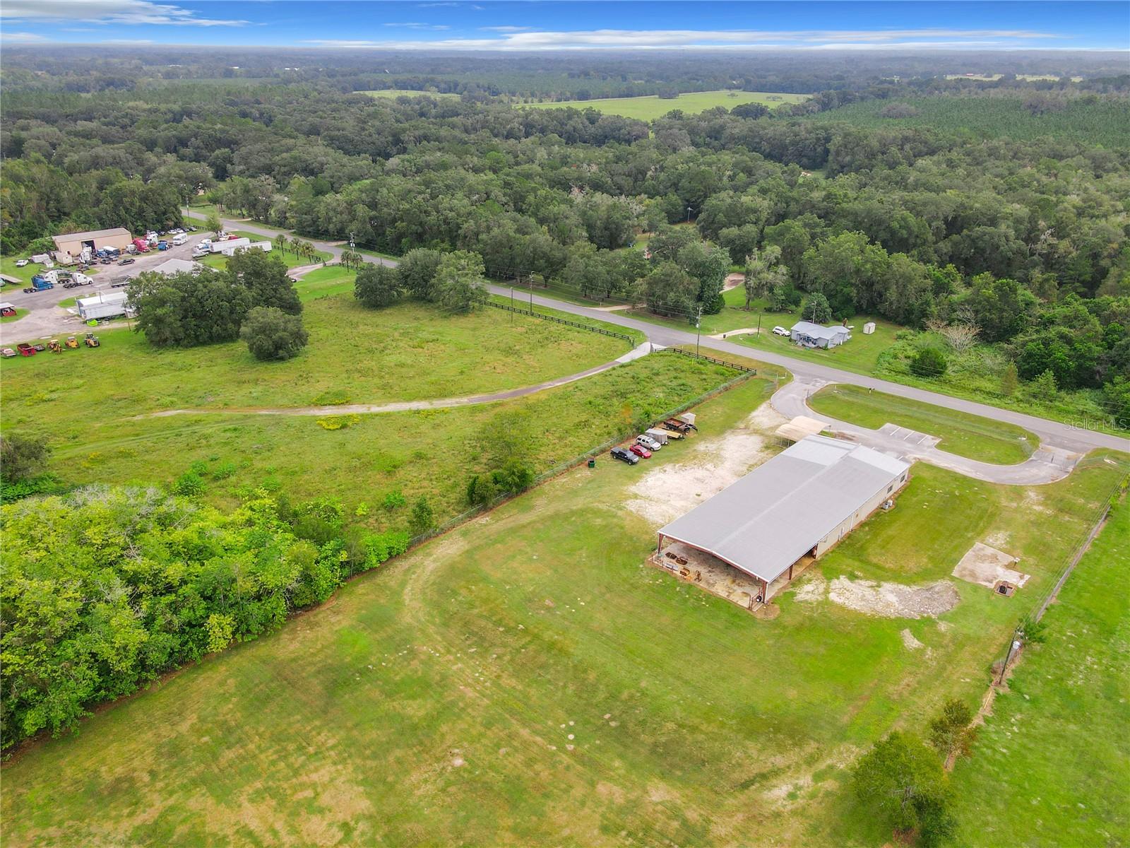 FLORIAN INDUST PARK - Commercial Sale