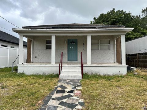 A home in TAMPA