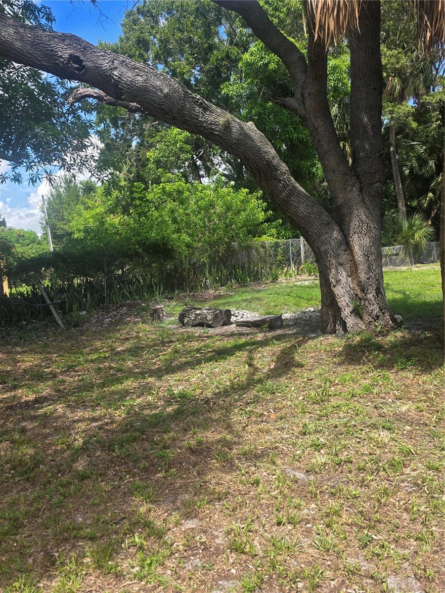 J E W MCCULLER`S S/D LOT 28 (OR 3595-2358) - Residential