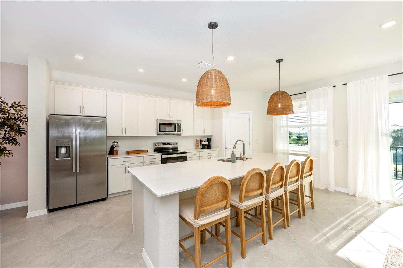 WELLEN PARK GOLF & COUNTRY CLUB - Residential Lease