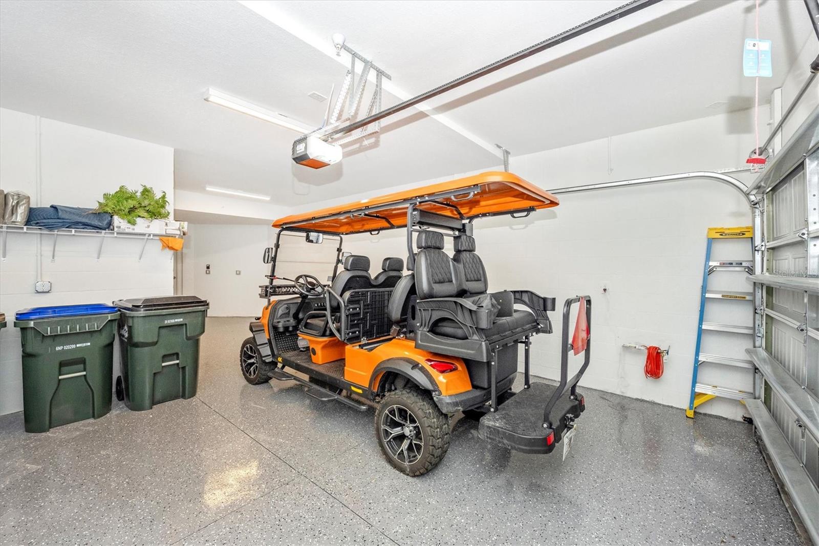 WELLEN PARK GOLF & COUNTRY CLUB - Residential Lease