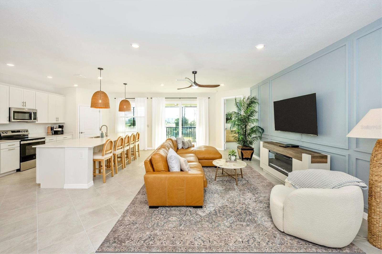 WELLEN PARK GOLF & COUNTRY CLUB - Residential Lease