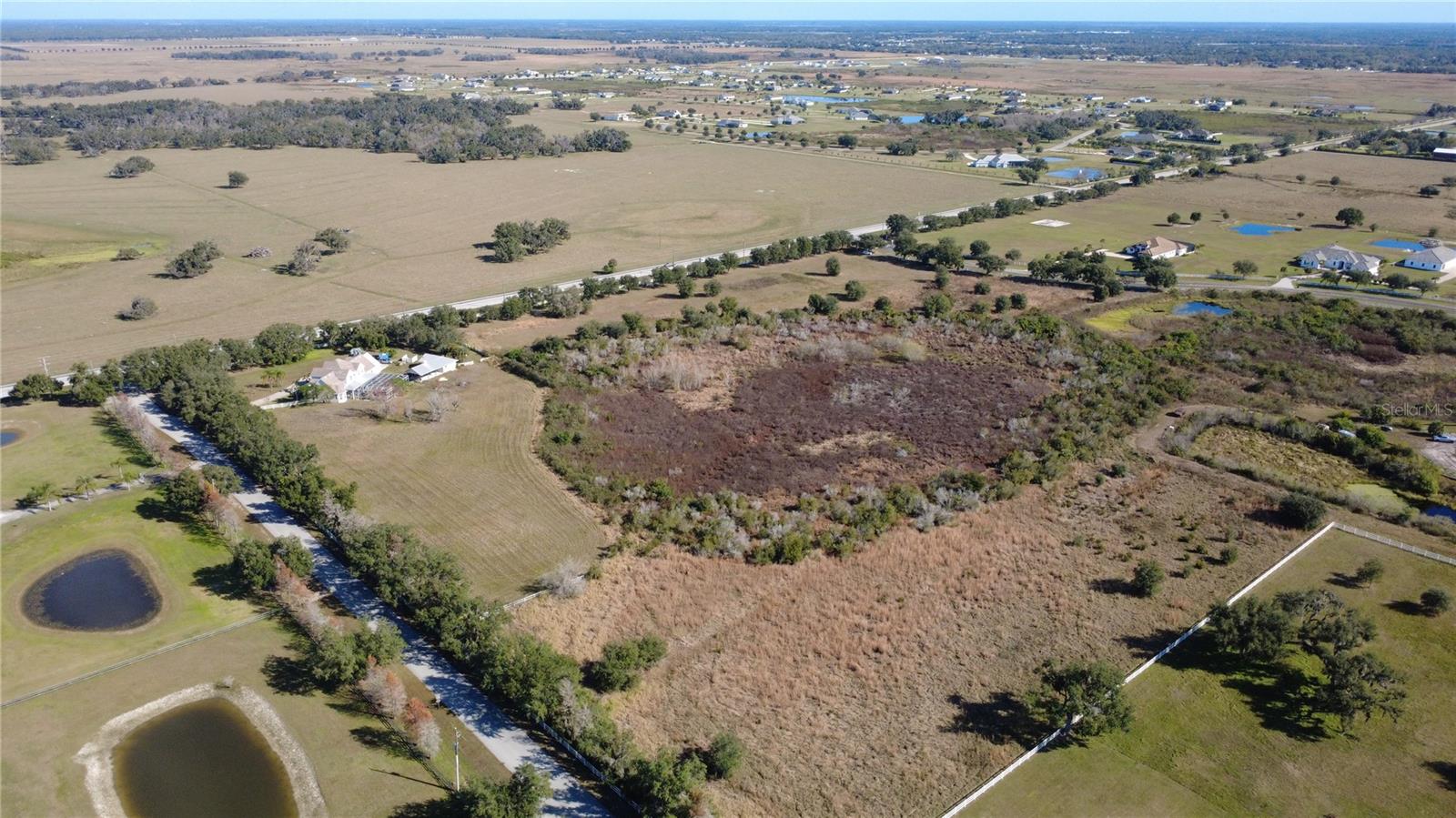 CASA DI COMPAGNI - Land