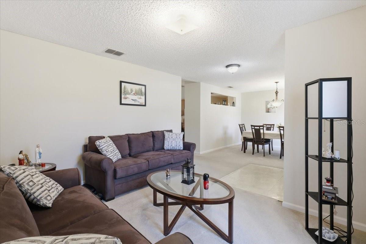 QUAIL HOLLOW - Residential