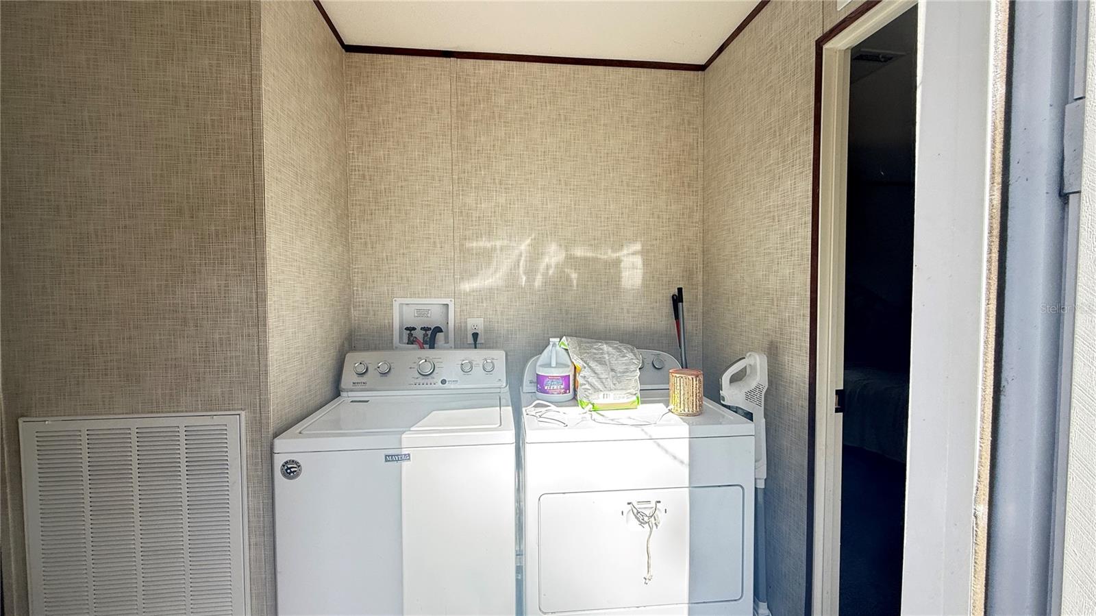 LAKE WEIR HEIGHTS - Residential