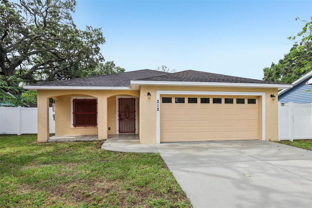 Photo of 212 W Humphrey Street, Tampa, FL 33604 (MLS # TB8394367)