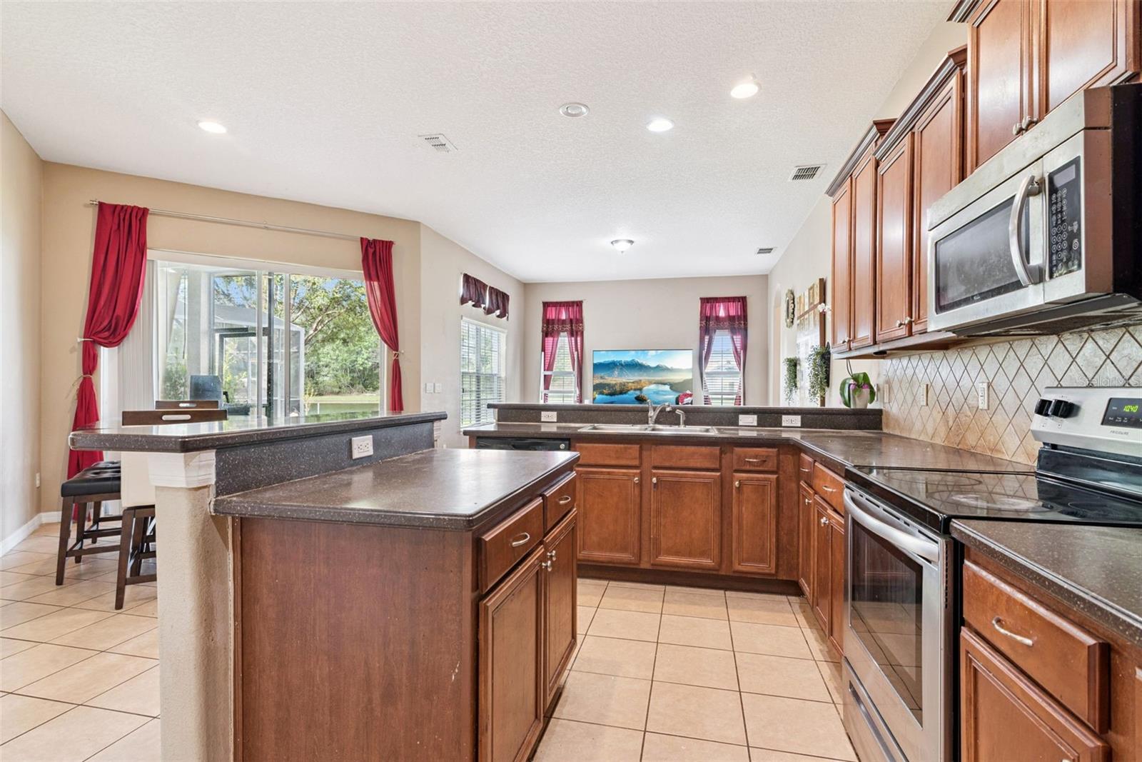 TUDOR GRV/TIMBER SPGS A-K - Residential