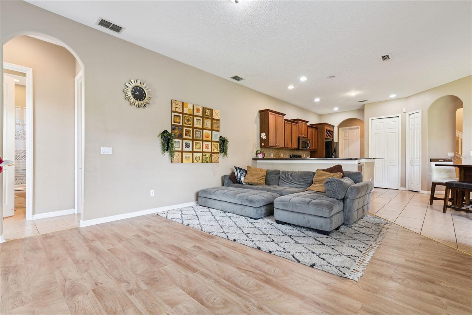 TUDOR GRV/TIMBER SPGS A-K - Residential