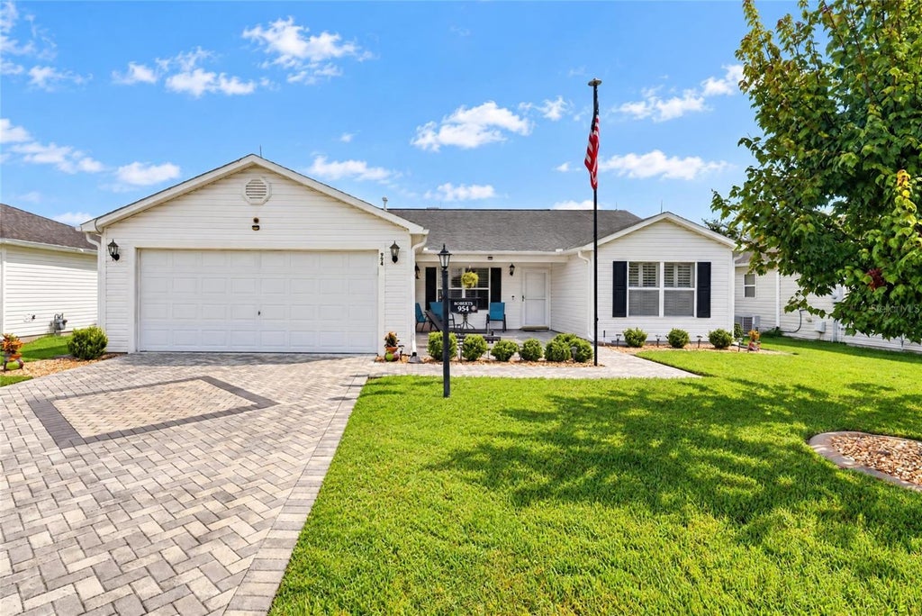 Photo of 954 Barrymoore Loop, The Villages, FL 32162 (MLS # G5118711)