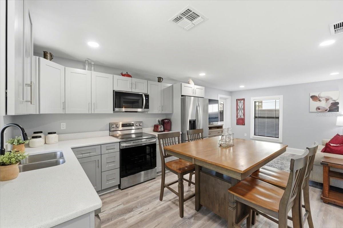 ANDERSONS U S G - Residential