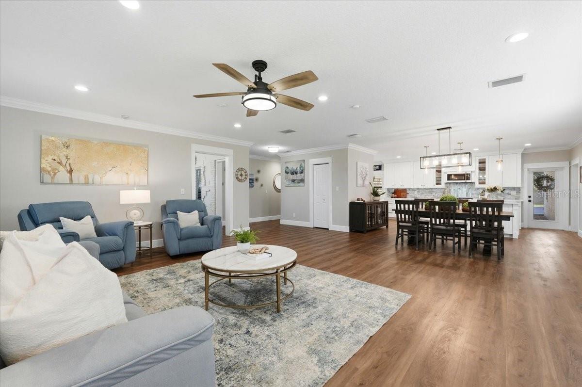 ANDERSONS U S G - Residential