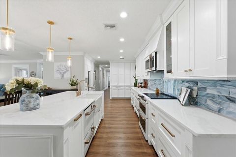 Tiny photo for 12434 Lakeshore Drive, Clermont, FL 34711 (MLS # O6360220)