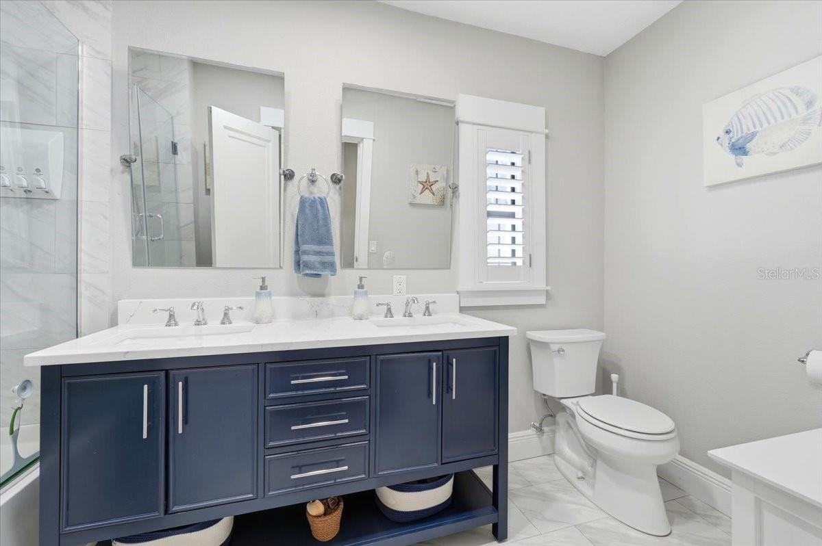 ANDERSONS U S G - Residential