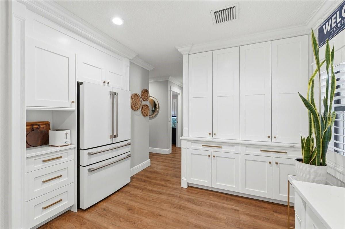 ANDERSONS U S G - Residential