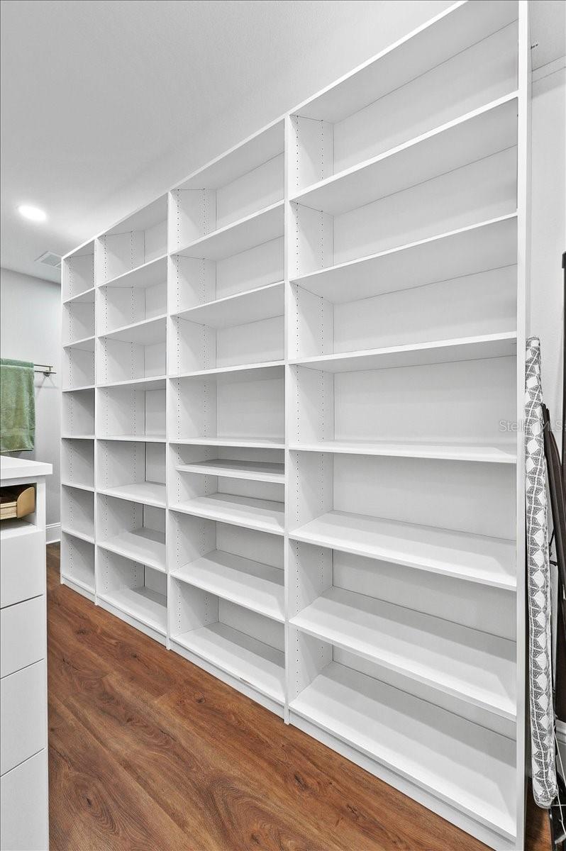 ANDERSONS U S G - Residential