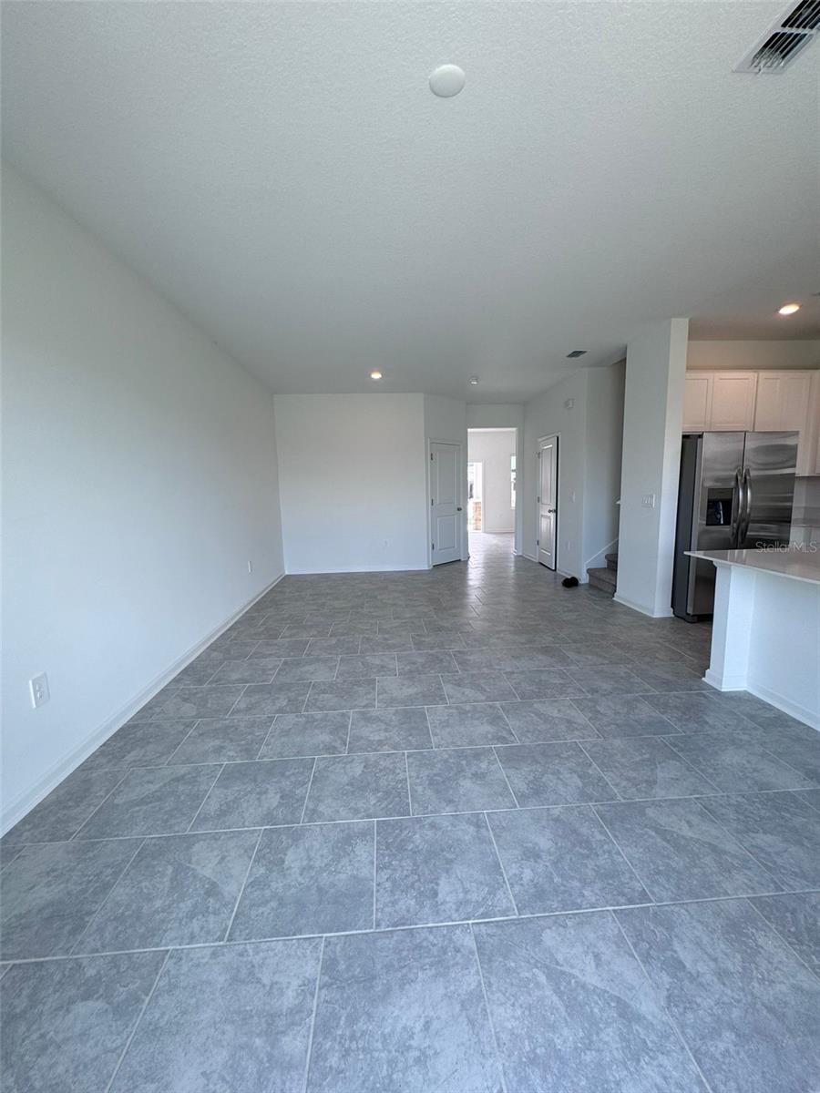 CHATEAU AT ASTONIA 22 TH - Residential Lease