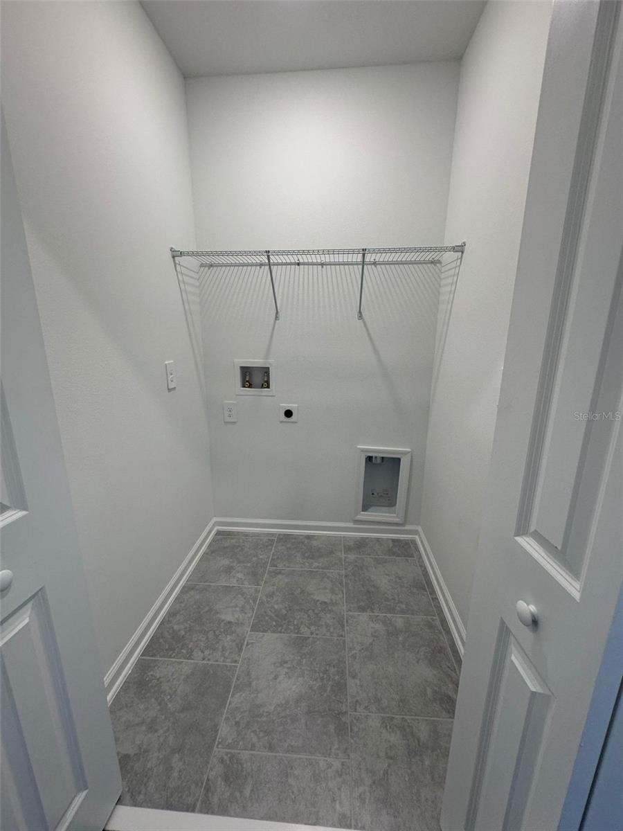 CHATEAU AT ASTONIA 22 TH - Residential Lease
