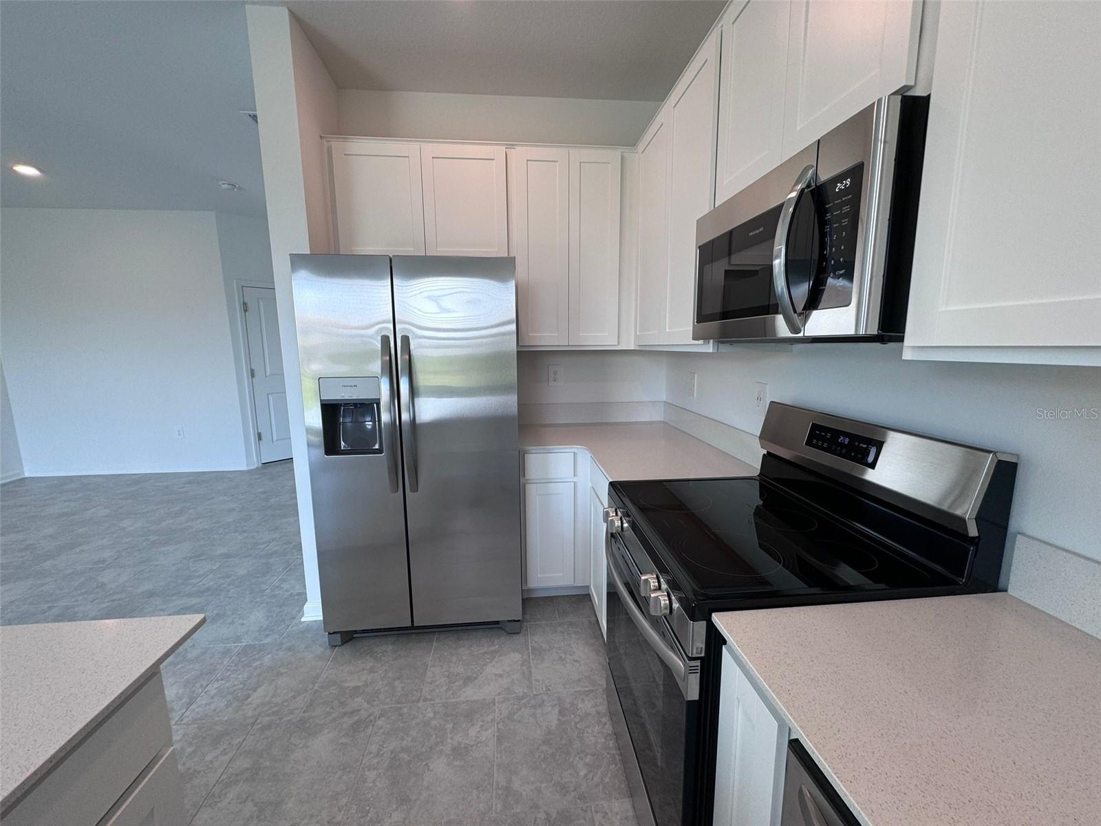 CHATEAU AT ASTONIA 22 TH - Residential Lease