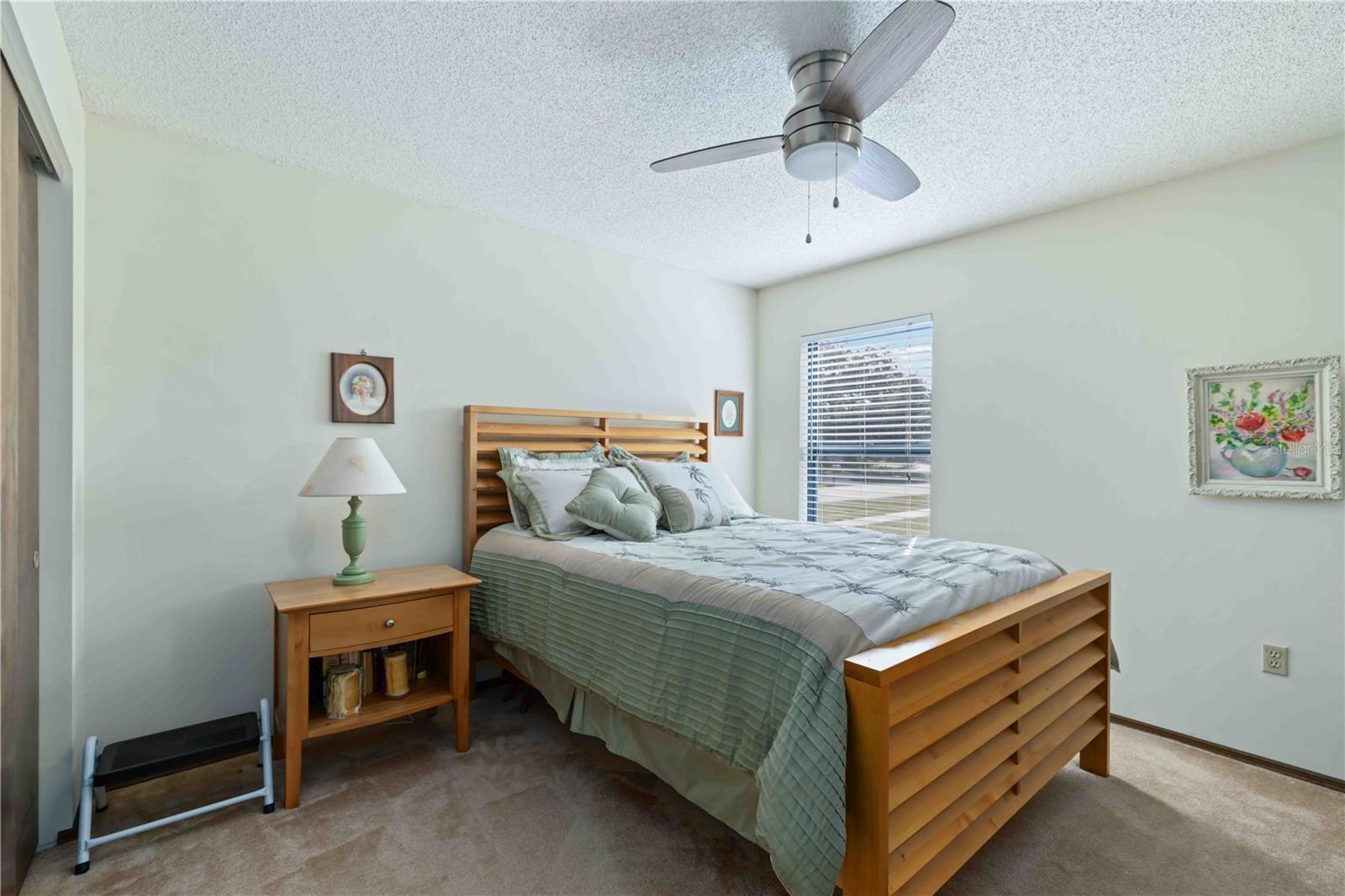 COLONIAL OAKS - Residential