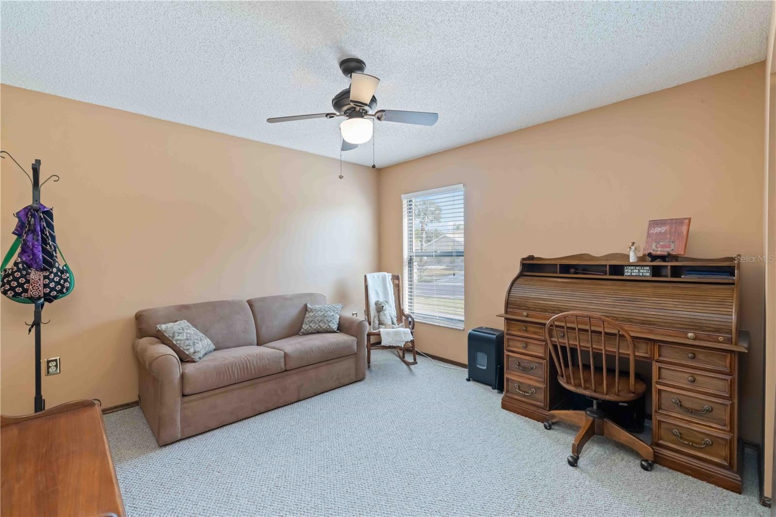 COLONIAL OAKS - Residential