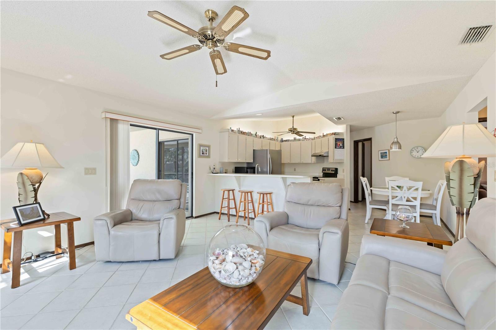 COLONIAL OAKS - Residential